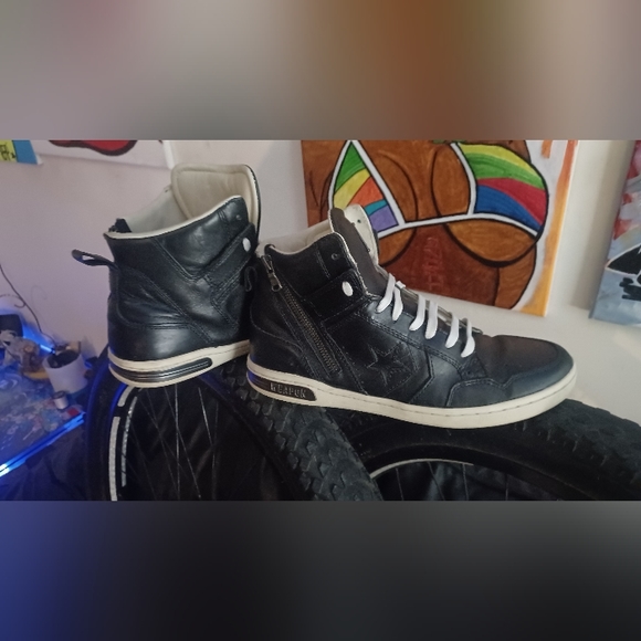 I've got the dopest converse wepon john vatos all leather Hightops, rare! - Picture 2 of 4